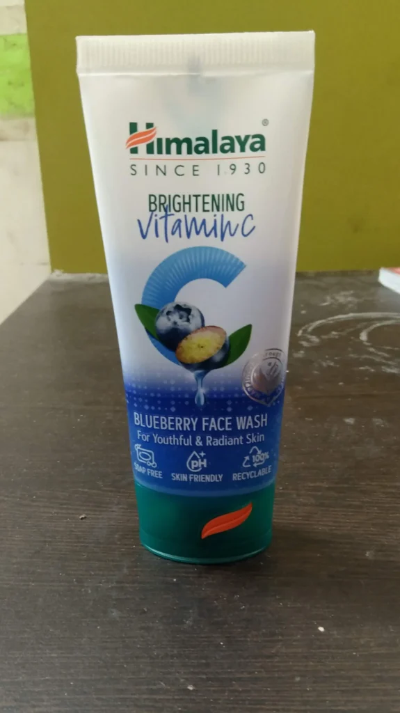 Himalaya Vitamin C Blueberry Face Wash  Review
