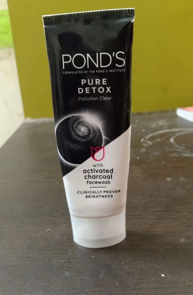 Ponds Activated Charcoal Face Wash reviews
